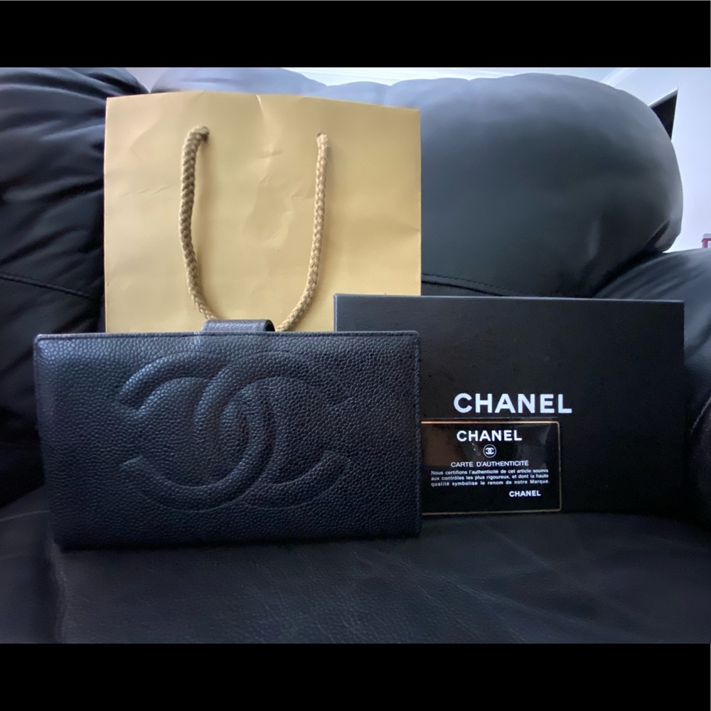 Authentic Chanel Caviar Wallet
